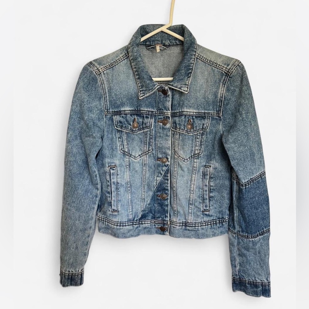 Free People Rumors blue cropped denim jacket with patchwork detailing, size S